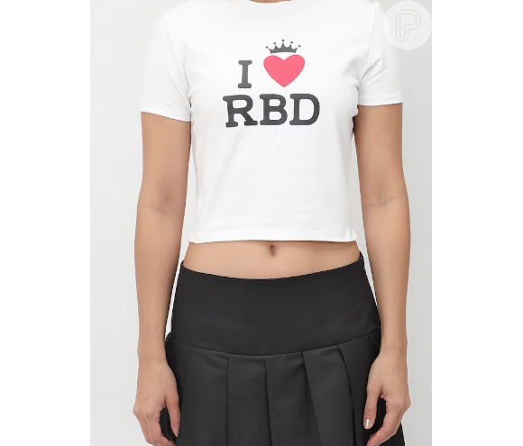 O clássico 'Eu Amo RBD' está na coleção da Riachuelo e você pode comprar para ir no show do RBD