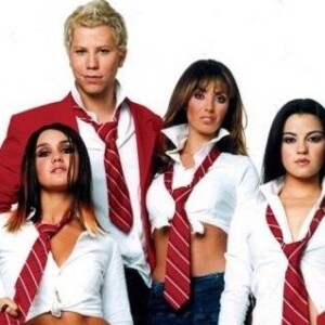 Look para show do RBD tem que ter gravata, saia ou blazer? Confira essas dicas