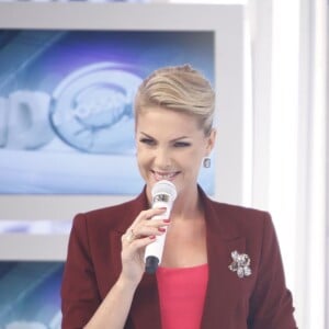 Ana Hickmann ainda não se pronunciou por completo após ser agredida pelo marido, Alexandre Correa