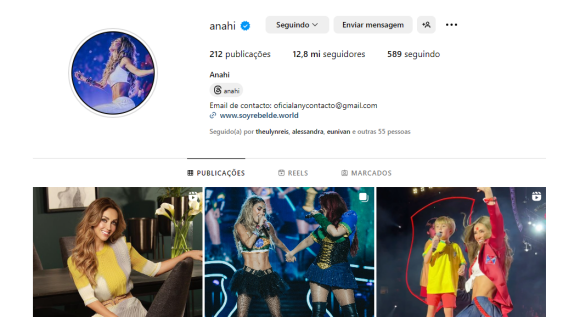 Anahí tirou o contato de empresário do RBD do seu perfil e aumentou boatos de crise nos bastidores da banda mexicana