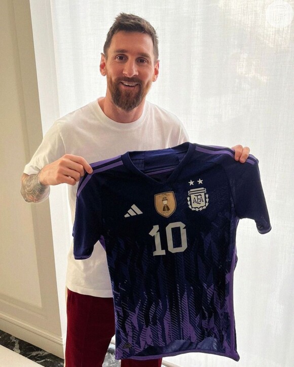 Messi é fã de perfume importado de luxo e fragrância tem versões baratas no Brasil. Descubra quais!