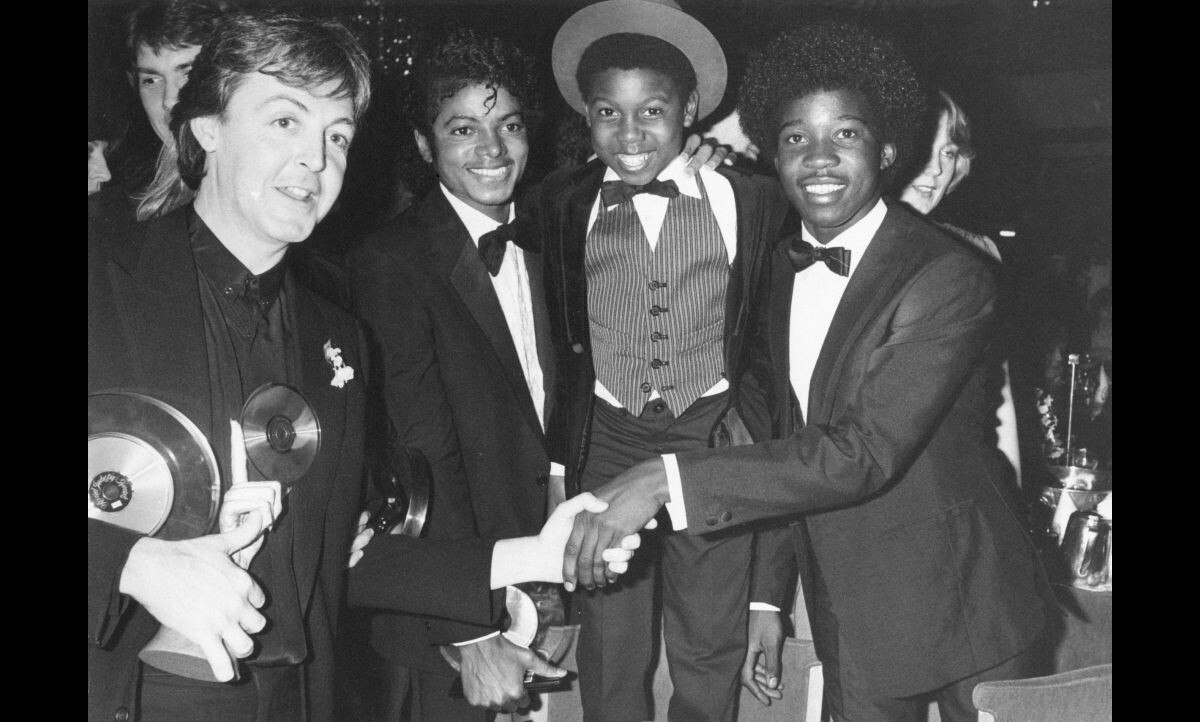 Foto: Paul McCartney e Michael Jackson eram bastante amigos - Purepeople