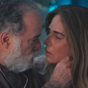 Em 'Terra e Paixão', Irene (Gloria Pires) e Antônio (Tony Ramos) se acertam após separação de forma ardente. Saiba o que acontecerá!