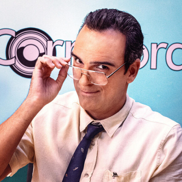 O que aconteceu com o Tadeu no BBB? Renovou o seu contrato com a Globo e permanecerá anos diante do reality