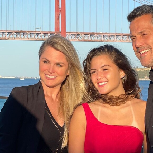 Susana Werner enfrenta uma crise na relação com a filha caçula, Giulia. As informações são da colunista Fábia Oliveira, do Metrópoles