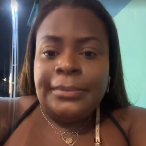 Jojo Todynho frisou ao relatar ter sido vítima de racismo em feirinha de Fortaleza: 'Não abaixo a cabeça pra ninguém'