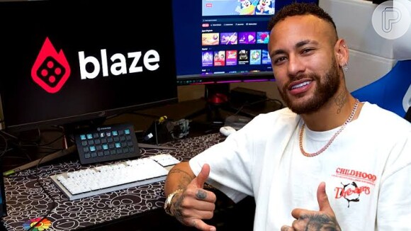 Neymar também já fez publicidades para a Blaze em suas redes sociais