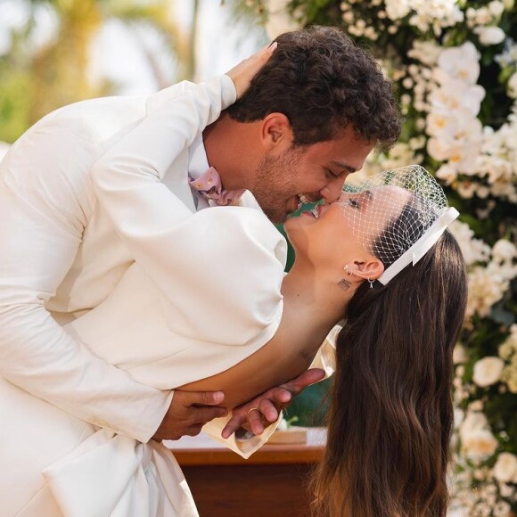 Pais de Larissa Manoela já esperaram casamentod a filha com André Luiz Frambach