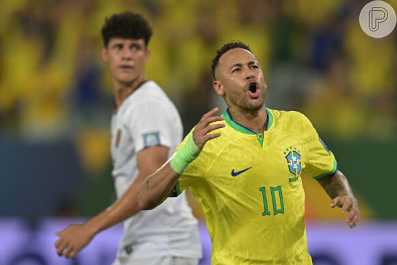 Neymar tem feito tratamento médico intenso