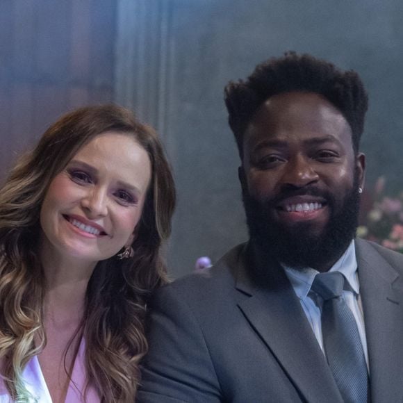 Fernanda Rodrigues e Douglas Silva apresentam o 'Show da Virada' na noite de 31 de dezembro de 2023
