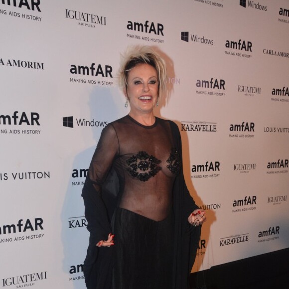 Ana Maria Braga arrasou com transparência em premiação em dezembro de 2023