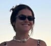De biquíni, Maisa Silva completou look com saída de praia de crochê durante férias em Pernambuco em 5 de janeiro de 2024