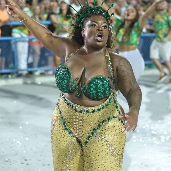 Look de Jojo Todynho em ensaio de Carnaval também foi criticado por Cariúcha: 'Roupa horrorosa'
