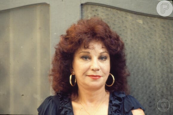 Quem já morreu do elenco da novela 'A Viagem'? Lolita Rodrigues viveu a Fátima, moradora da pensão de Cininha (Nair Bello). Atriz morreu no final de 2023