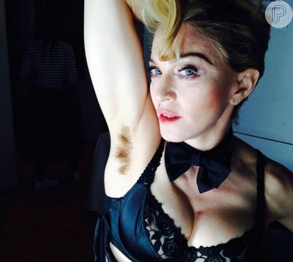 Em 2013, a rainha do pop Madonna mostrou que mantinha os pelos de suas axilas intactos