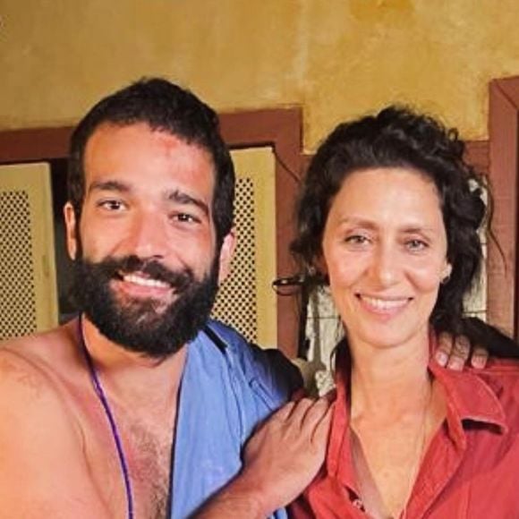 Maria Fernanda Cândido posou ao lado de nomes como Humberto Carrão, protagonista da primeira fase de 'Renascer'