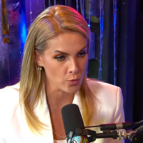 Ana Hickmann foi entrevistada no podcast 'Inteligência Artificial' e questionada sobre namoro com Edu Guedes