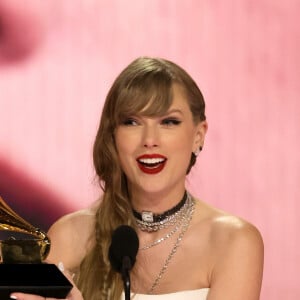 Grammy 2024: Taylor Swift se tornou a primeira artista a vencer o prêmio Álbum do Ano quatro vezes