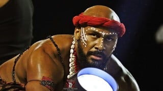 Par de Vera Holtz em 'Presença de Anita', ator será Exu pela 2ª vez no Carnaval de SP. Conheça Taiguara Nazareth!