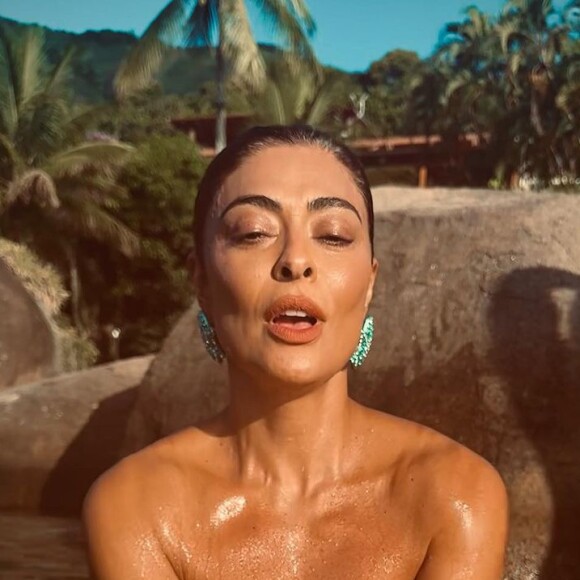 Juliana Paes abaixou biquíni no limite em foto do Instagram