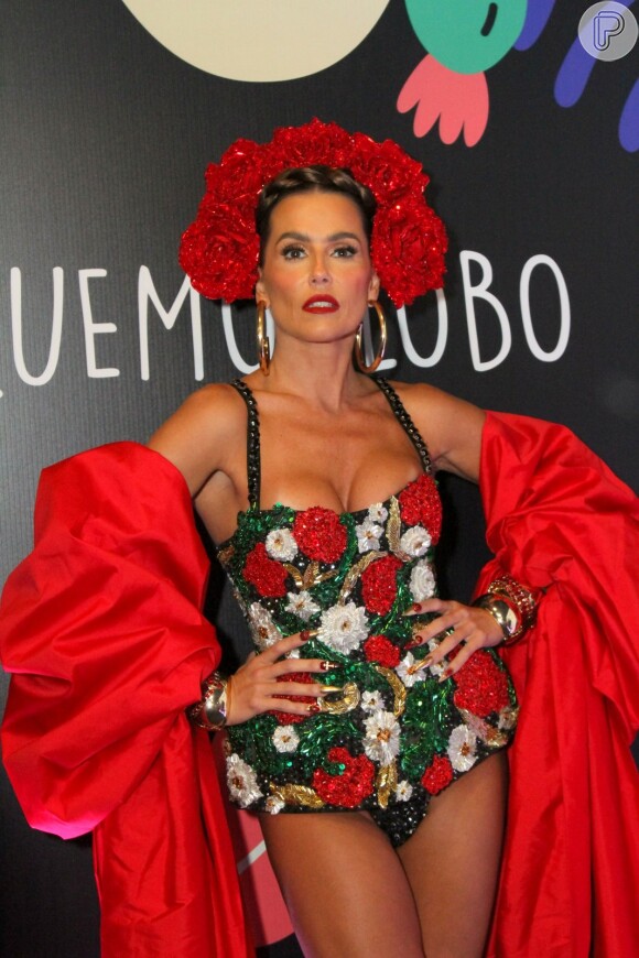 Deborah Secco também se vestiu de Frida Kahlo
