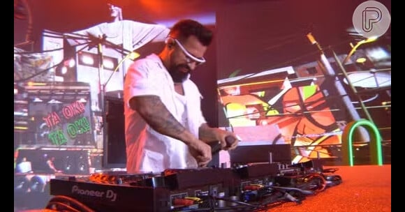 'BBB 24': Dennis DJ tocou os maiores hits na festa