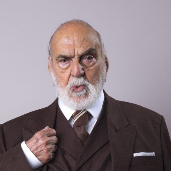 Lima Duarte em foto da novela 'Além da Ilusão', onde contracenou com a neta Paloma Duarte e a bisneta Ana Clara Duarte