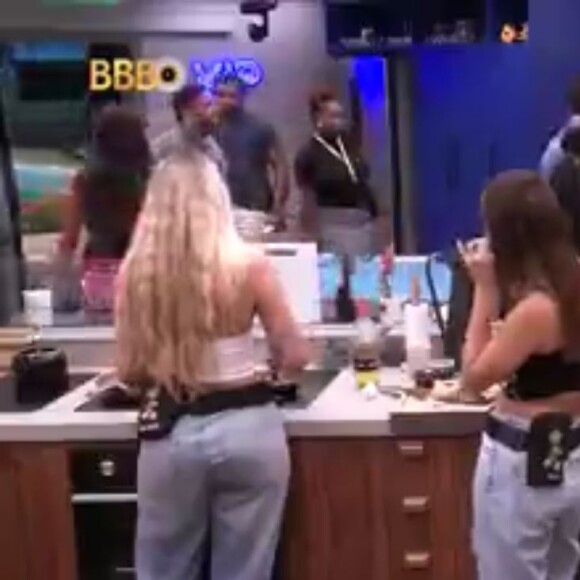 Bin Laden e Michel brigaram na cozinha no 'BBB 24'