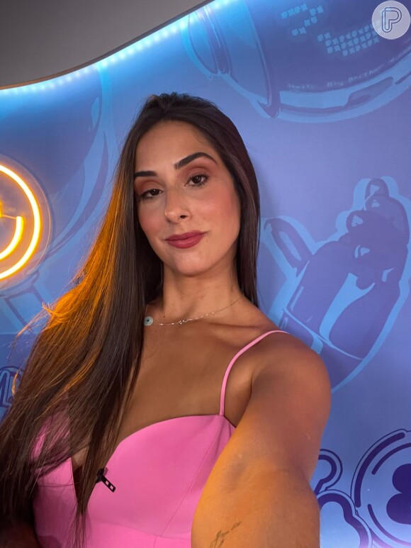 'BBB 24': Deniziane foi a nona eliminada e usava um vestido rosa