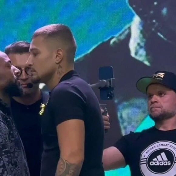 MC Gui está trabalhando seu corpo para uma luta contra Nego do Borel no próximo final de semana