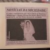 Recortes de notícias do casamento de Silviano (Othon Bastos) e Maria Marta (Adriana Birolli/Lilia Cabral) dizem que casamento aconteceu na Igreja da Sé, em São Paulo