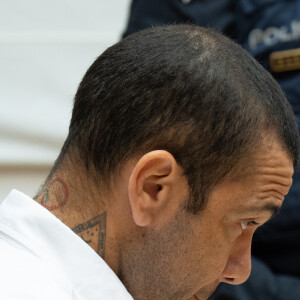Daniel Alves foi condenado a quatro anos e meio de prisão por estupro