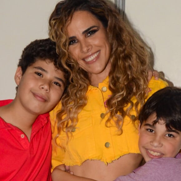 Wanessa Camargo quase caiu ao reencontrar o filho mais novo após expulsão do 'BBB 24'