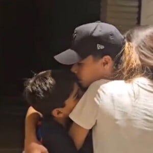 Wanessa Camargo, José Marcus e João Francisco trocaram abraços em reencontro com a mãe após dois meses