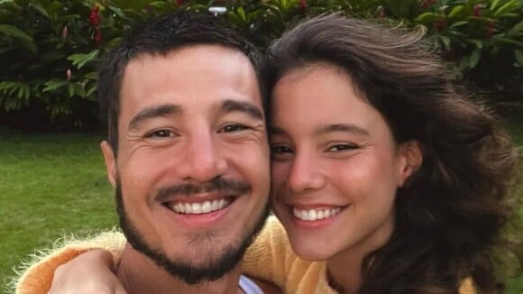 'Casadão': Descubra quem é a atual namorada de Tiago Iorc; cantor tem relação discreta com astróloga e terapeuta