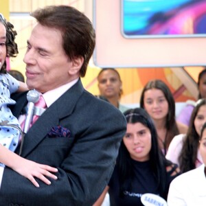Maisa aos 7 anos, com Silvio Santos: dupla fez história na TV brasileira