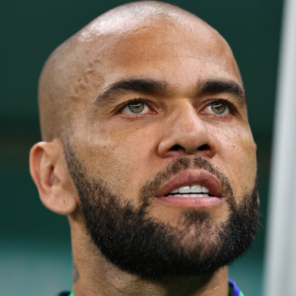 Divulgada no X (Twitter), a notícia da suposta morte de Daniel Alves virou um dos assuntos mais comentados na web