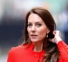 Kate Middleton admitiu ter editado ela mesma foto na qual surge com filhos