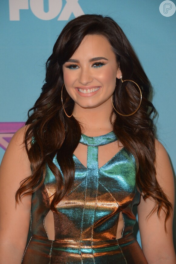 Demi Lovato está de volta à bancada de jurados do programa 'The X Factor'