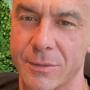 Alexandre Correa passou pela primeira internação em 2012, mas não gostou da experiência: 'Não me ajudou em nada'