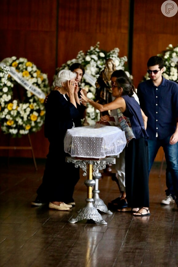 Morte de Ziraldo: irmã do criador do 'Menino Maluquinho' chora na despedida ao jornalista, escritor e chargista
