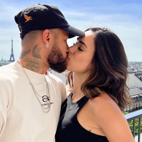 Neymar e Bruna Biancardi engataram o namoro em 2021 e tiveram idas e vindas até 2023
