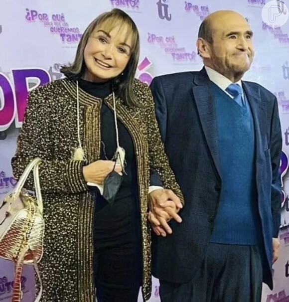 Amigos de longa data, María Antonieta de Las Nieves e Edgar Vivar tem 73 e 75 anos respectivamente