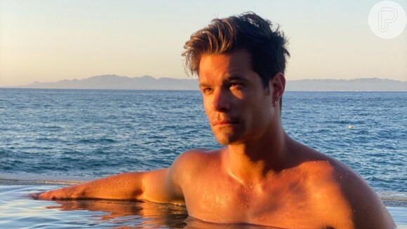 Brandon Peniche, galã de 'Contigo Sim', arrasa corações nas redes sociais com fotos sensuais