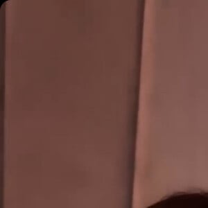 Andressa Urach e Kiara Blay se beijam de língua em prévia do pornô divulgada nas redes sociais