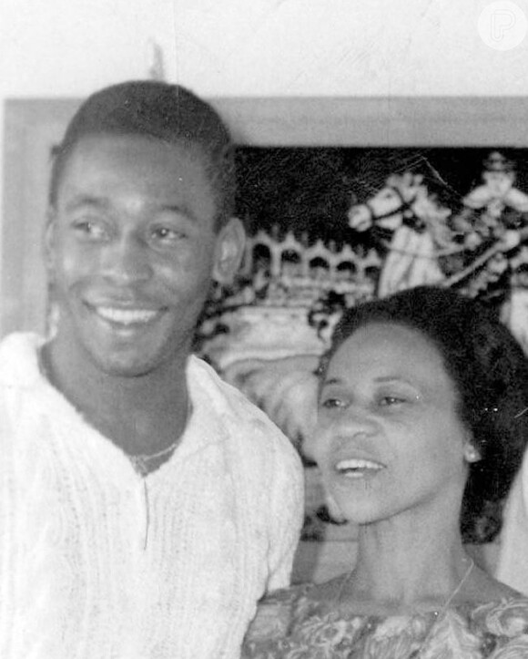 Mãe de Pelé vai ser enterrada em 22 de junho de 2024, quase um ano e meio após a morte do filho famoso