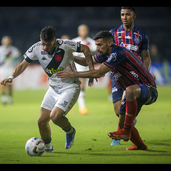 Globo vai mostrar Bahia x Vasco para alguns estados às 21h30 de 26 de junho de 2024 pela 12ª rodada do Campeonato Brasileiro 2024 - o Premiere exibe em rede