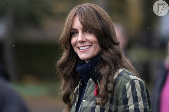 Kate Middleton continua seu tratamento contra um câncer e deve mantê-lo por alguns meses