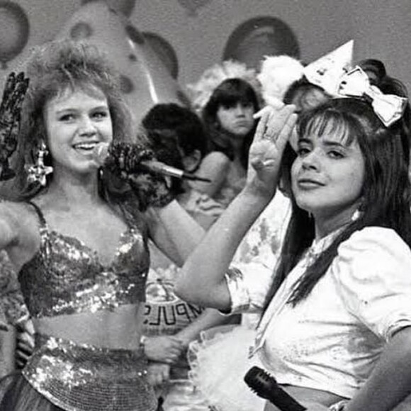 Eliana e Mara Maravilha em foto dos anos 1980 no programa 'Show Maravilha', no SBT, quando a loira ainda era integrante do Banana Split