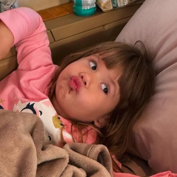 Filha de Virgínia Fonseca usou pijama parecido com o da mãe e da avó paterna, Poliana Rocha